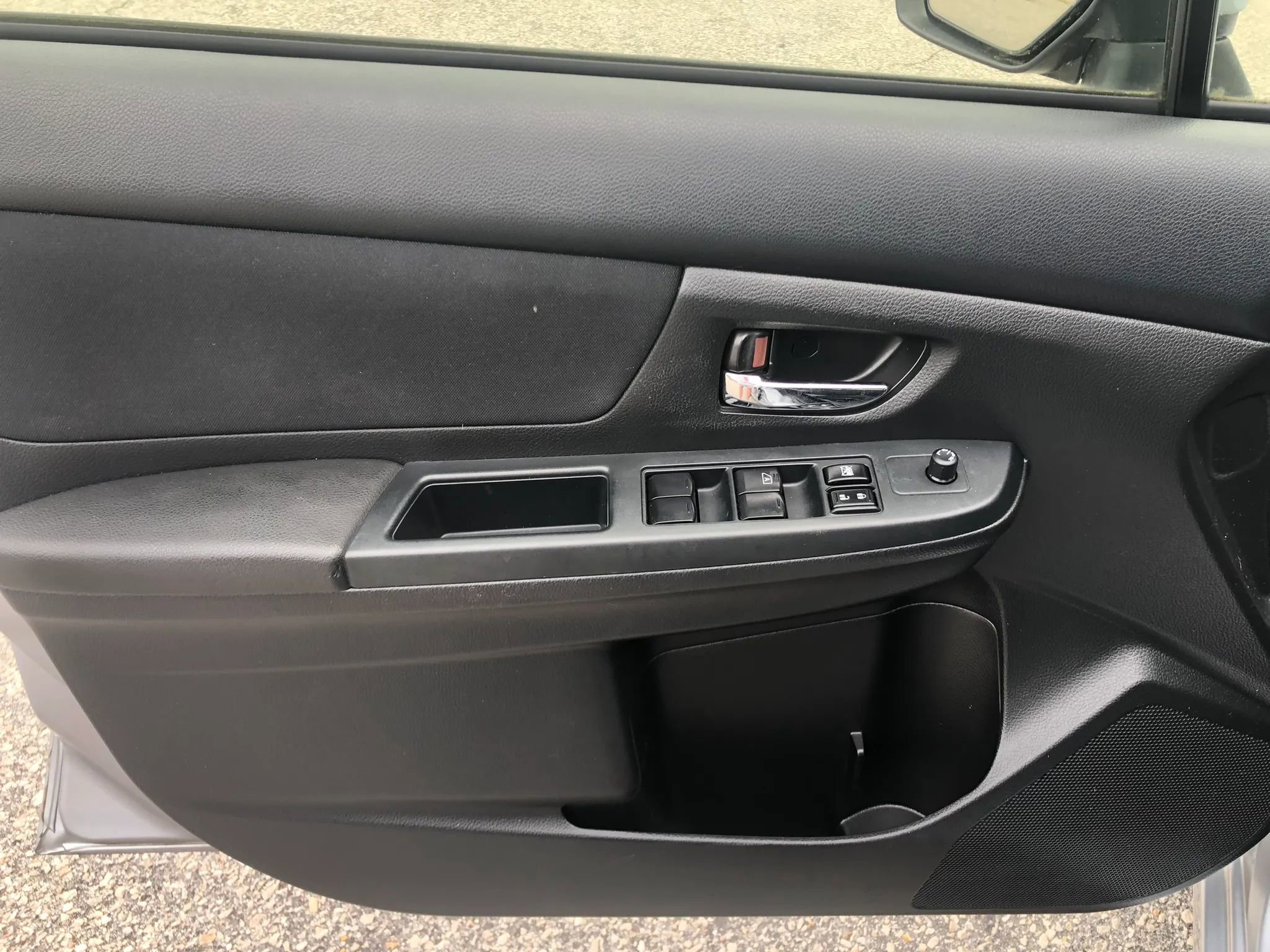 Used 2014 Subaru Impreza 2.0i Premium AWD/4WD image 9