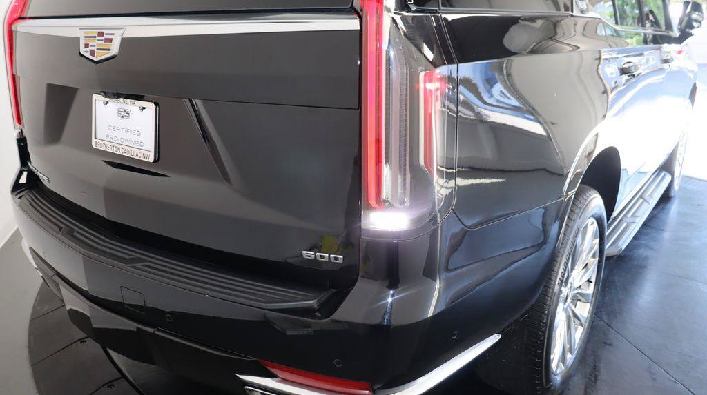 Certified 2024 Cadillac Escalade Premium Luxury w/ Performance Package AWD/4WD image 16