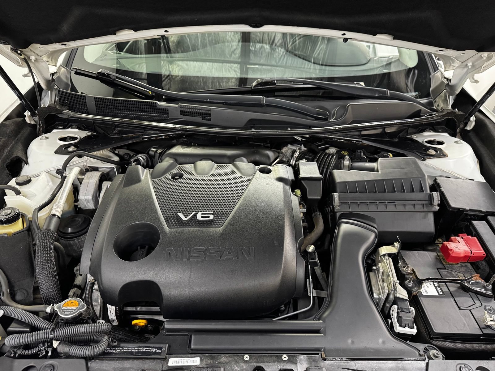 Used 2017 Nissan Maxima SR FWD image 10