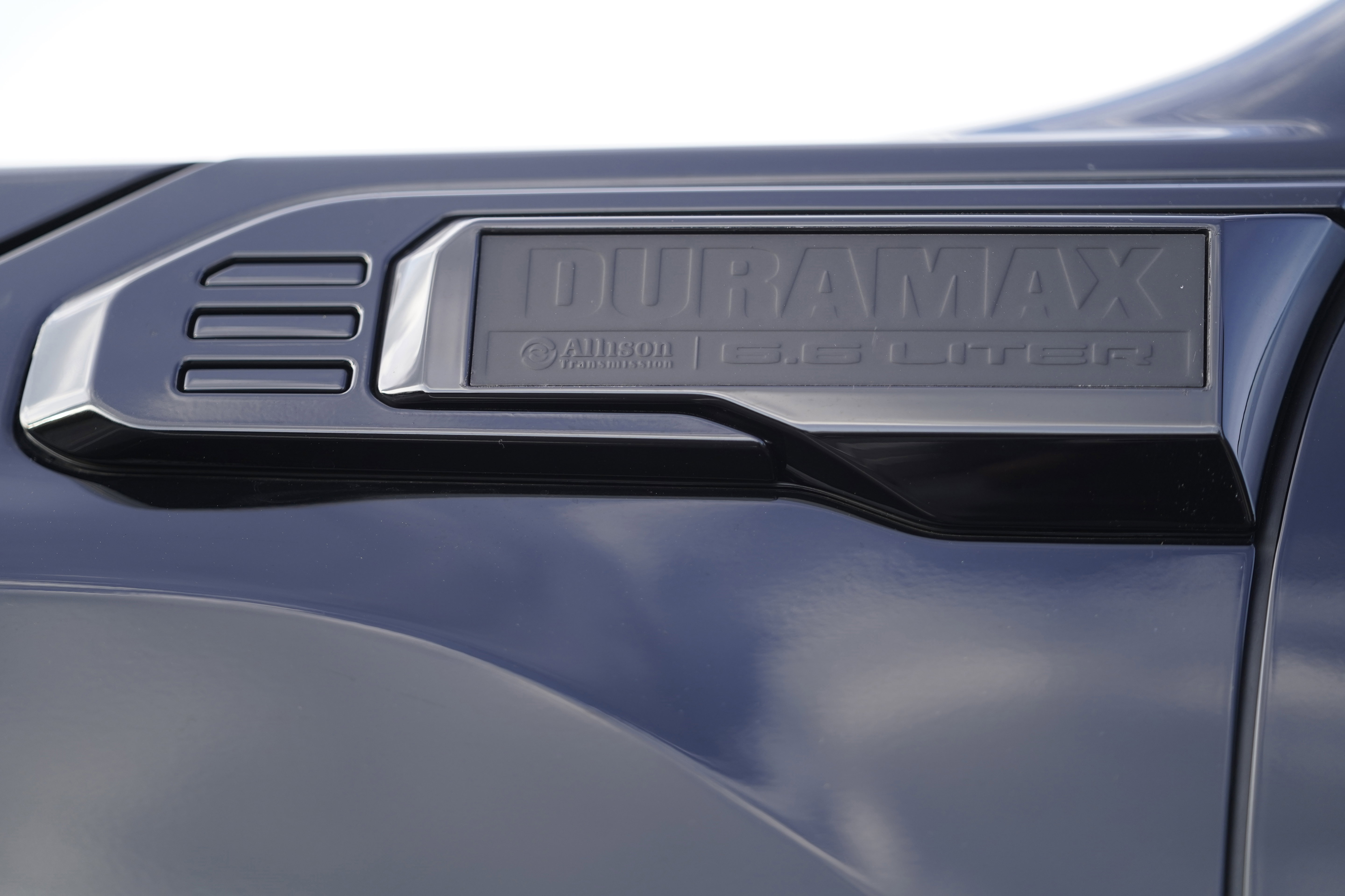 Used 2025 GMC Sierra 2500 AT4X image 50