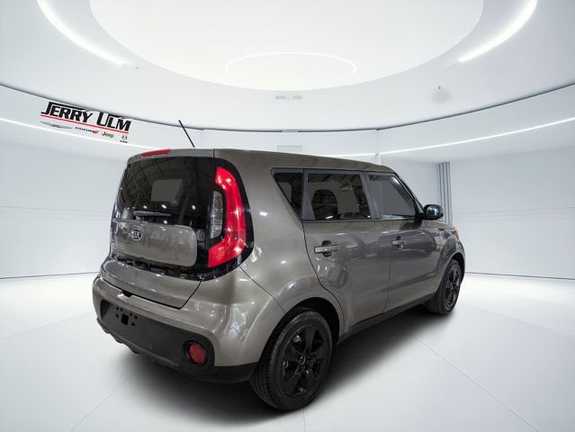Used 2018 Kia Soul w/ Option Group 020 FWD image 3