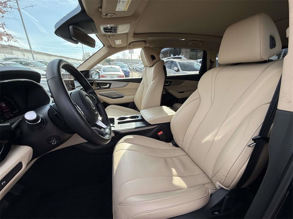 Certified 2025 Acura MDX w/ Technology Package image 10