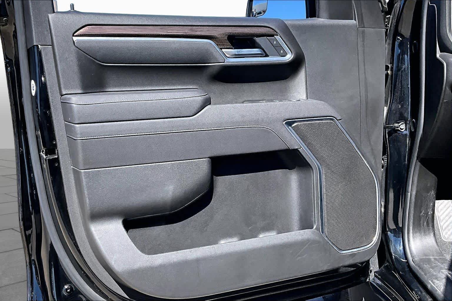 Used 2026 Chevrolet Silverado 1500 LT RWD image 22