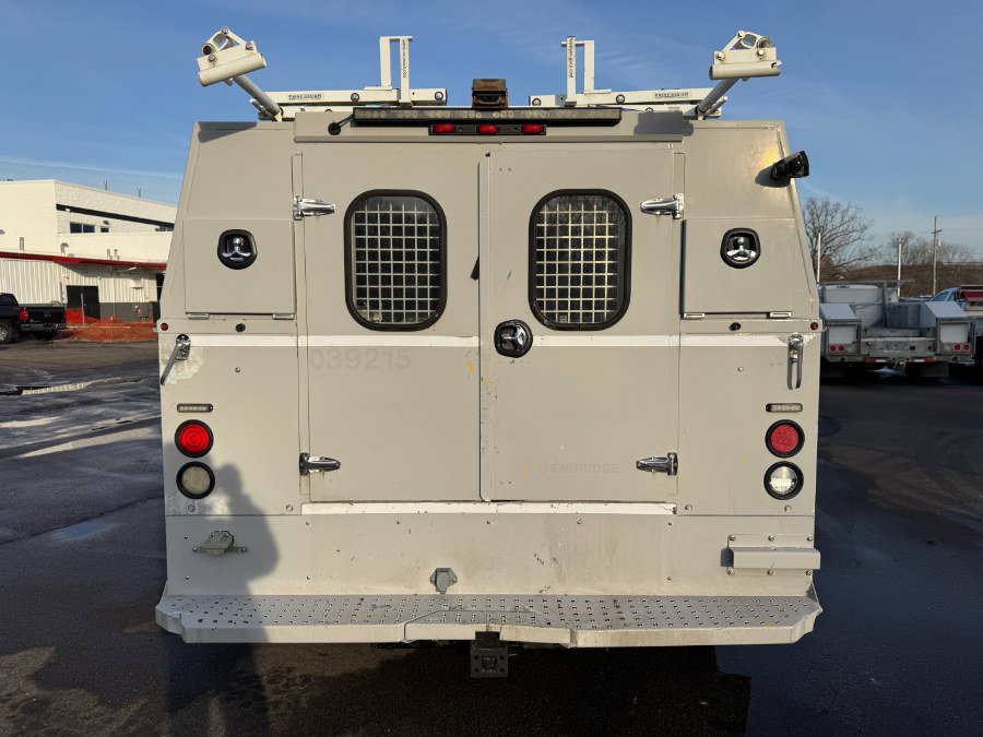 Used 2015 Ford F350 XLT w/ Trailer-Tow Prep Package image 6