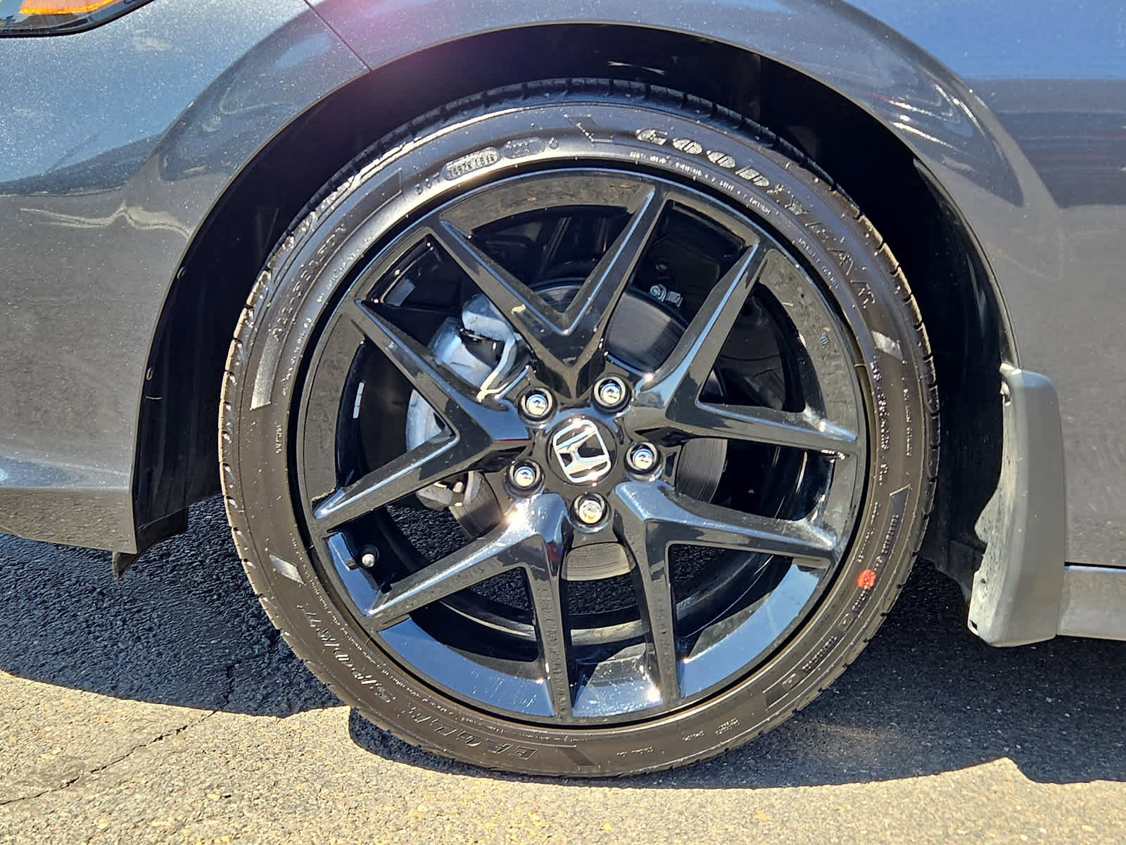 Certified 2025 Honda Civic Sport image 9