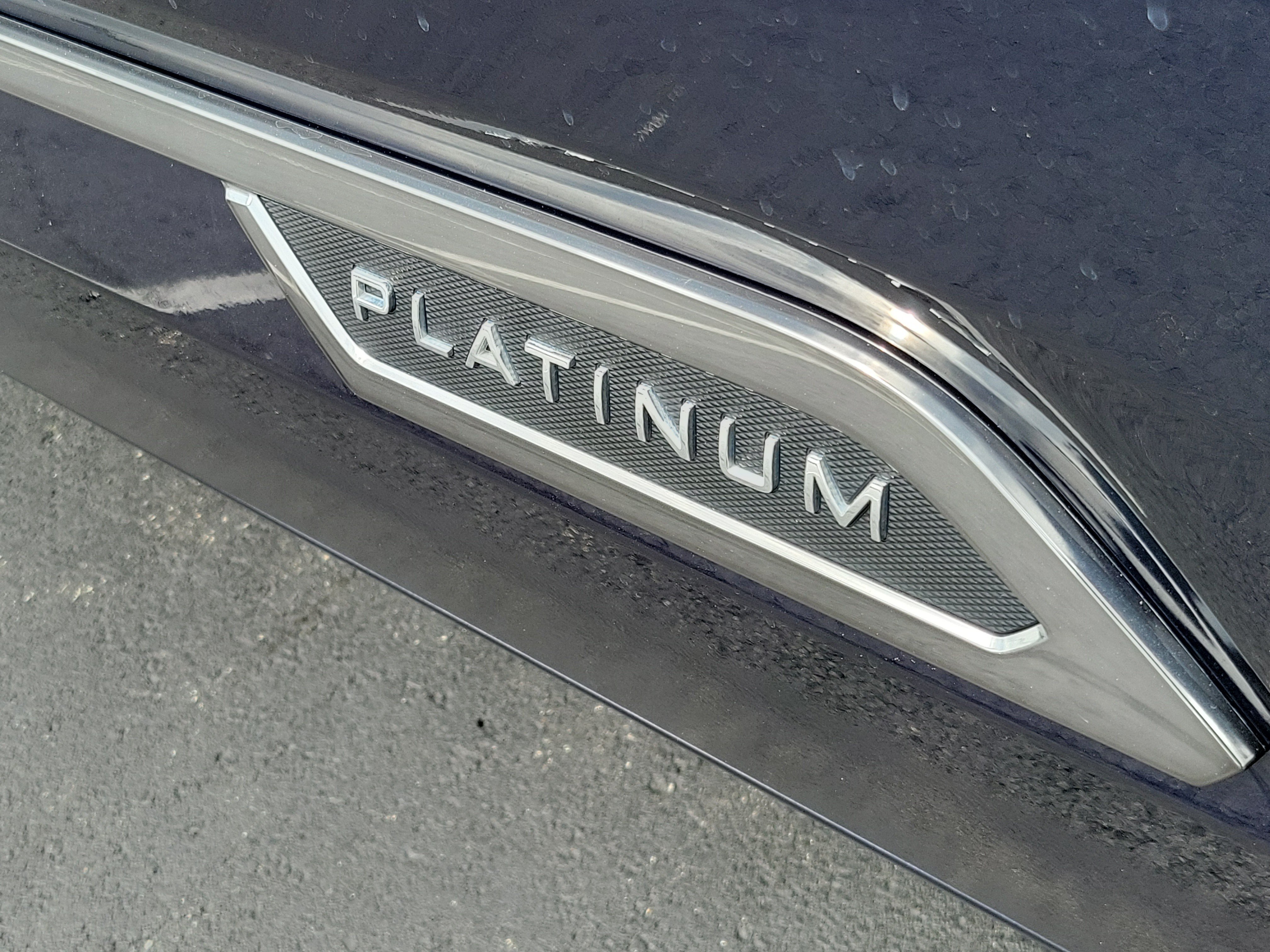 Certified 2025 Toyota Sequoia Platinum AWD/4WD image 8