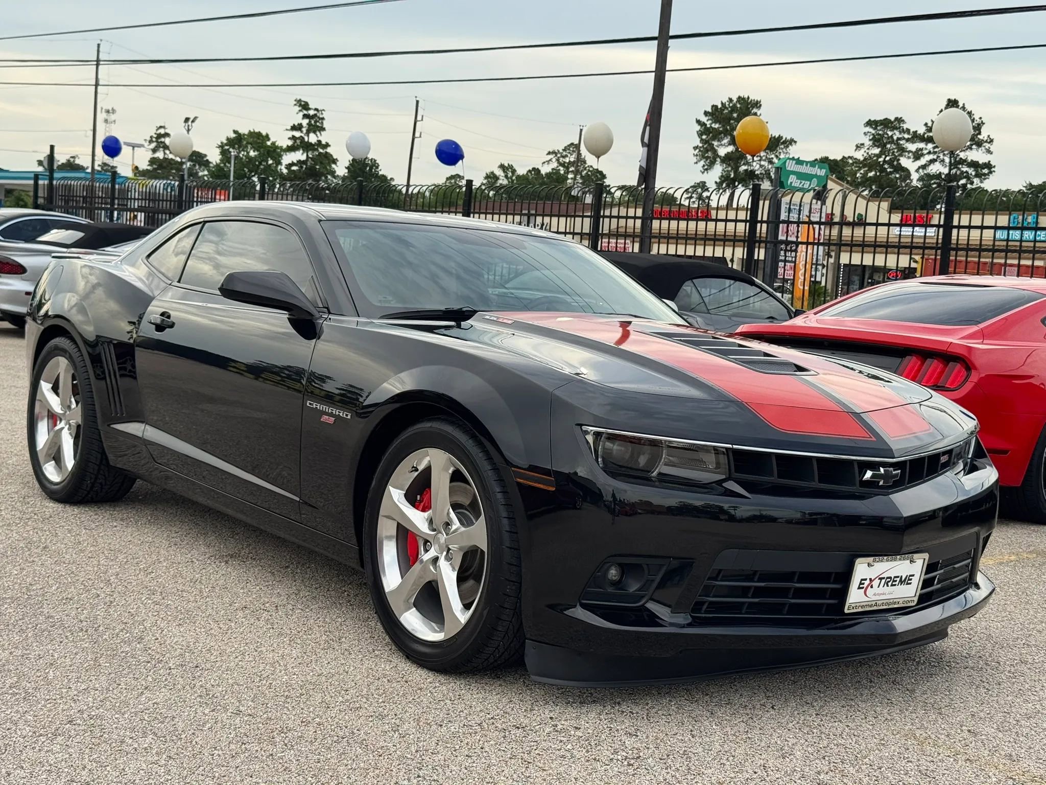 Used 2014 Chevrolet Camaro SS w/ RS Package RWD image 6