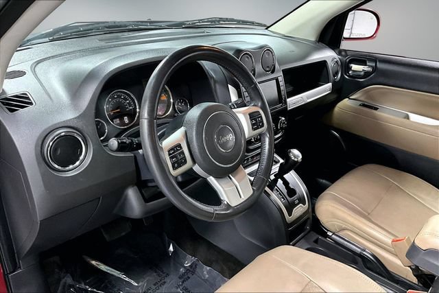 Used 2014 Jeep Compass Limited w/ Sun/Sound Group FWD image 16