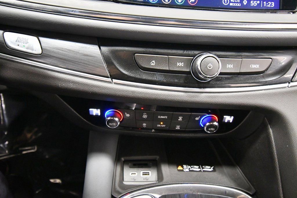Used 2023 Buick Enclave Essence w/ Sport Touring Edition AWD/4WD image 25