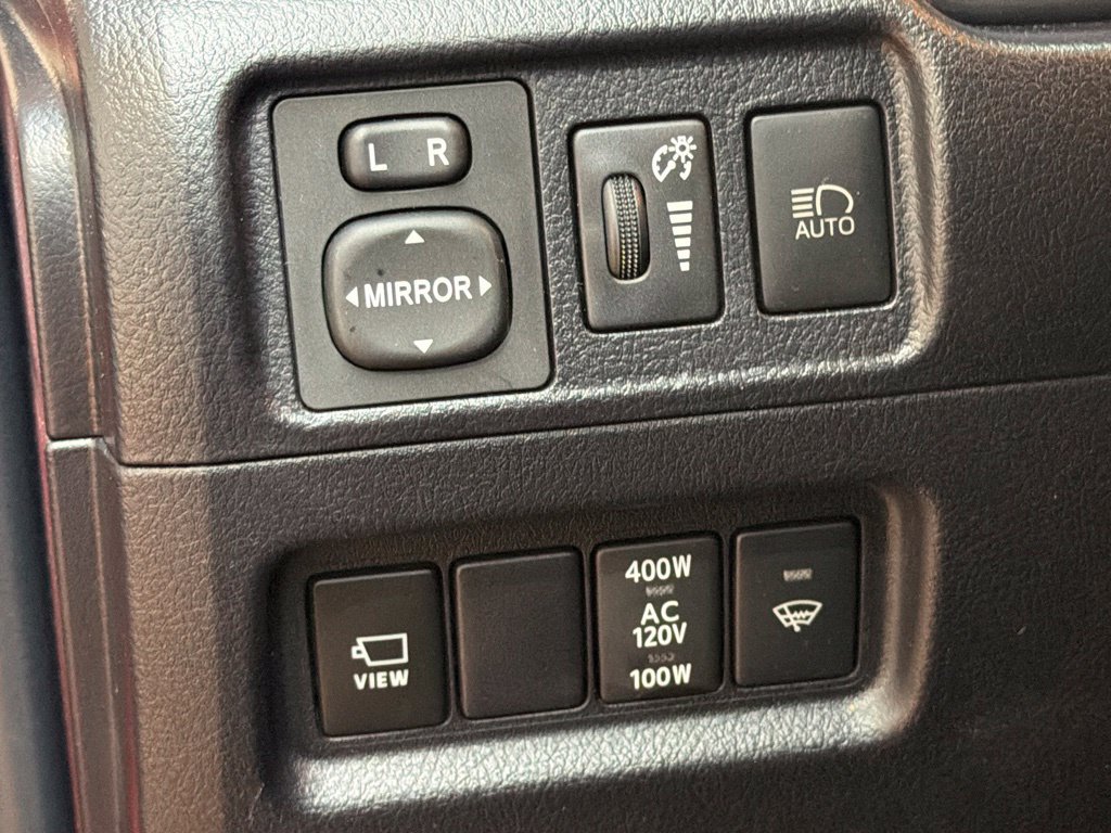 Used 2024 Toyota 4Runner Limited AWD/4WD image 24