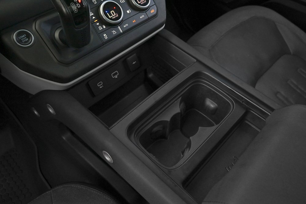 Used 2021 Land Rover Defender 110 SE image 26