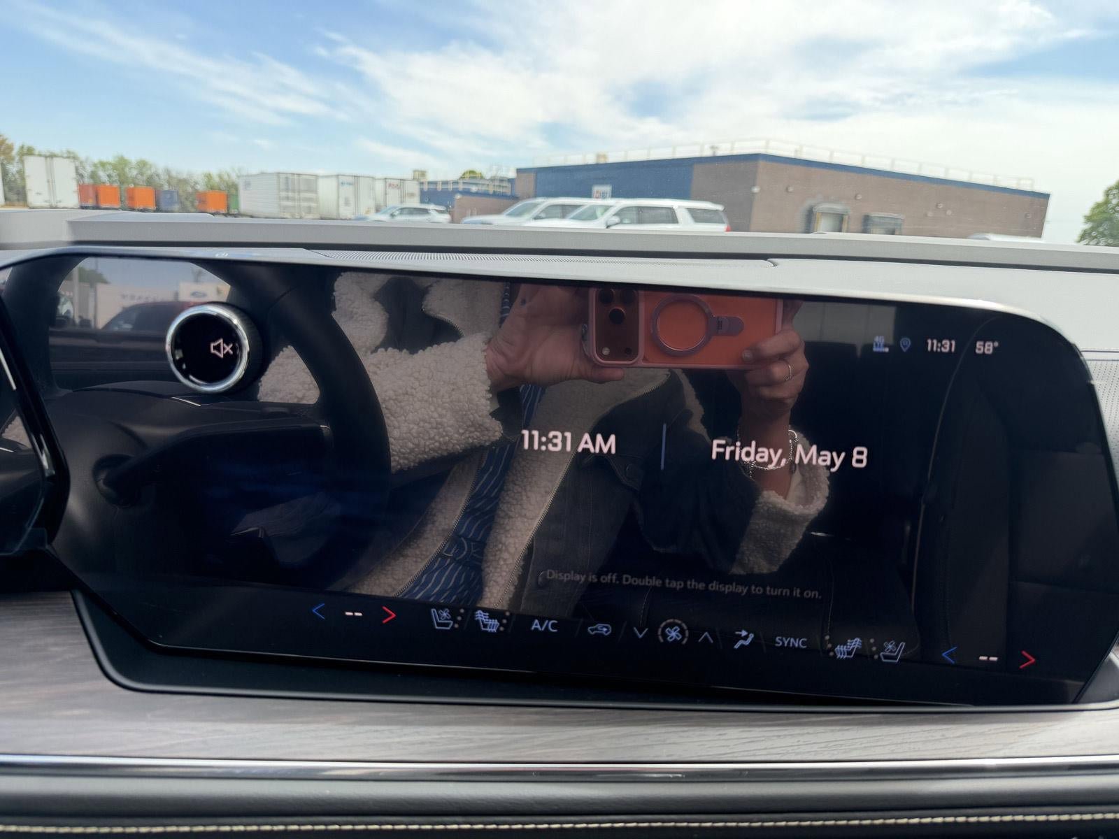 New 2026 Chevrolet Suburban Premier AWD/4WD image 27