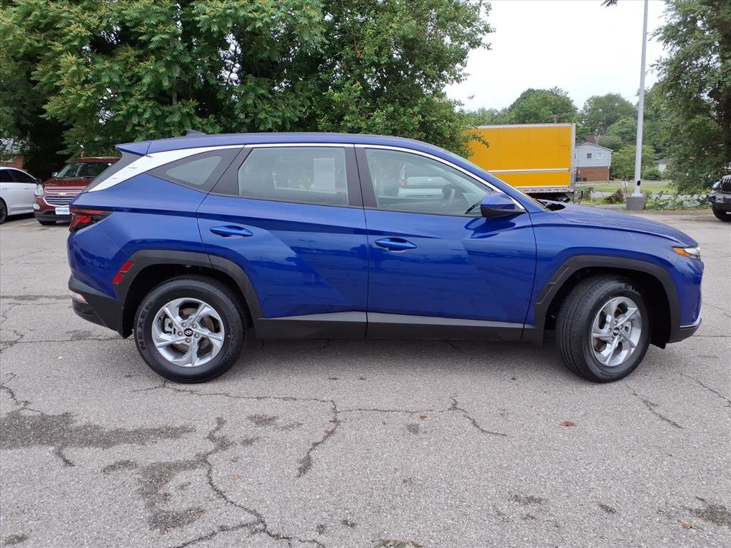 Used 2023 Hyundai Tucson SE AWD/4WD image 3
