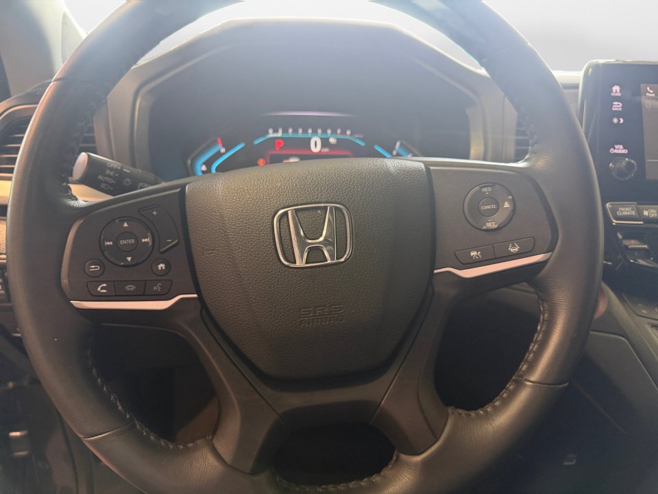 Used 2023 Honda Odyssey EX-L image 13