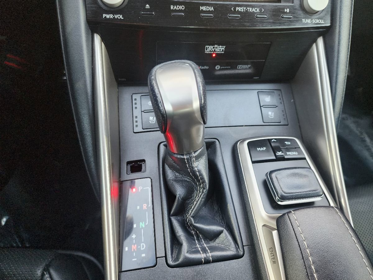 Used 2017 Lexus IS 350 F Sport w/ F Sport Package image 19