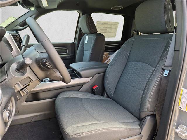 New 2026 RAM 3500 Big Horn AWD/4WD image 4