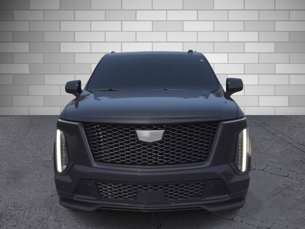Certified 2025 Cadillac Escalade ESV V w/ LPO, ONYX Package AWD/4WD image 8