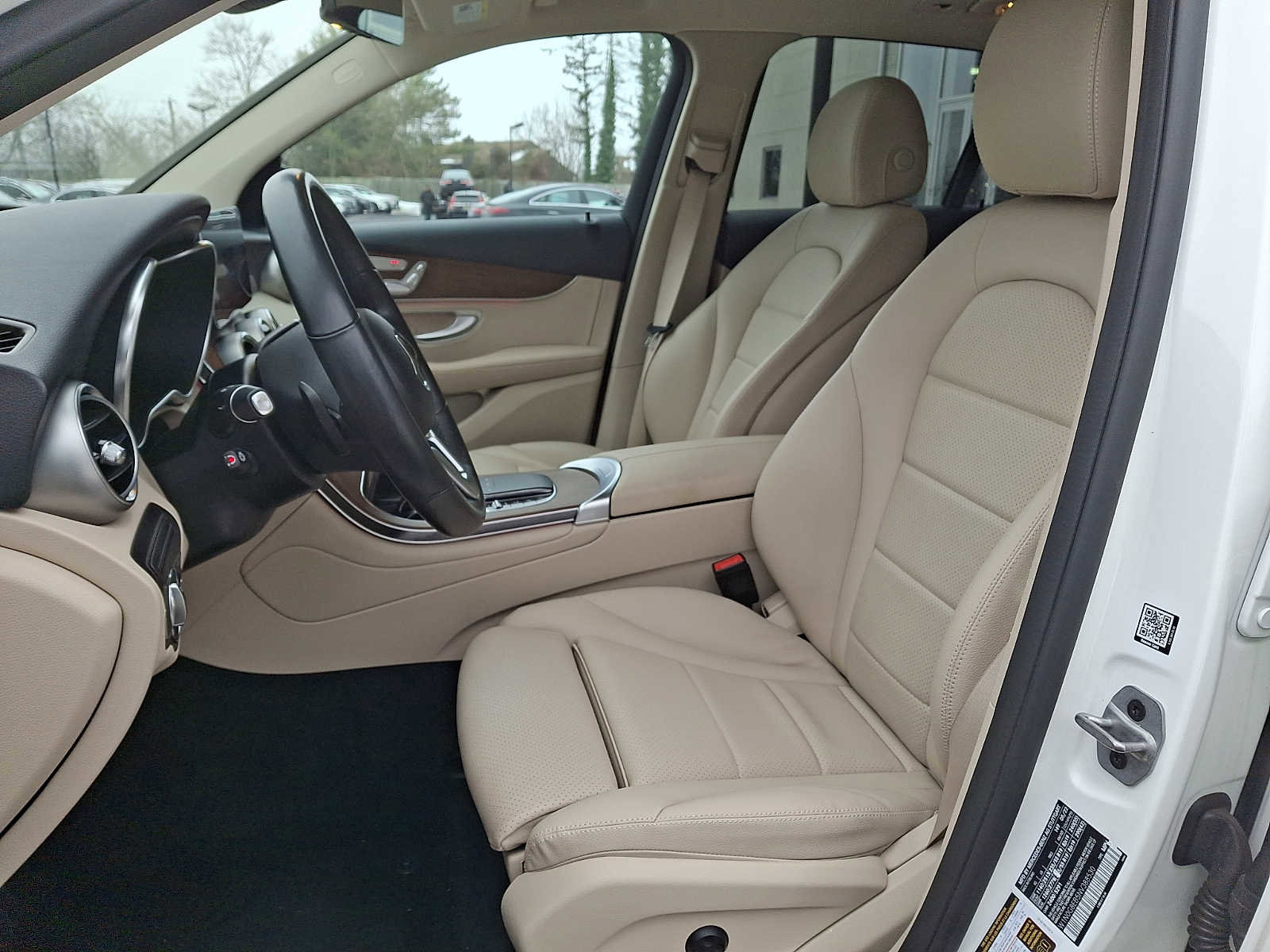 Certified 2022 Mercedes-Benz GLC 300 4MATIC image 10