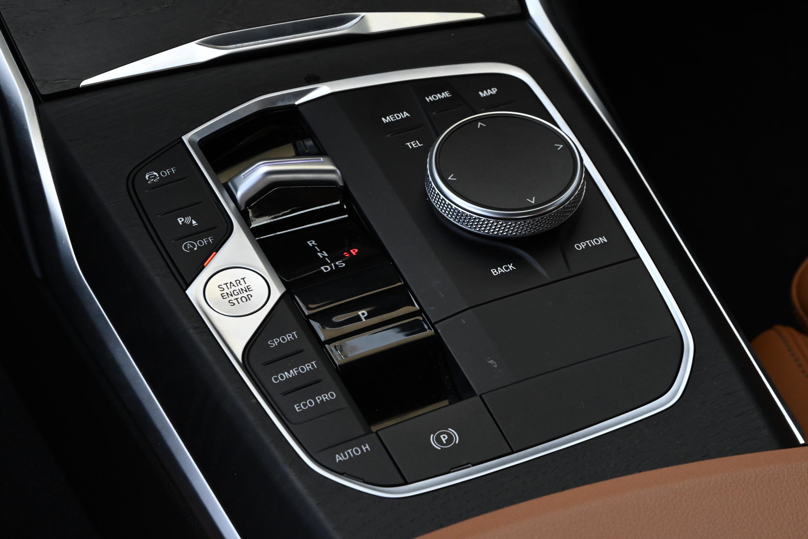 Certified 2024 BMW 330i Sedan w/ M Sport Package image 24