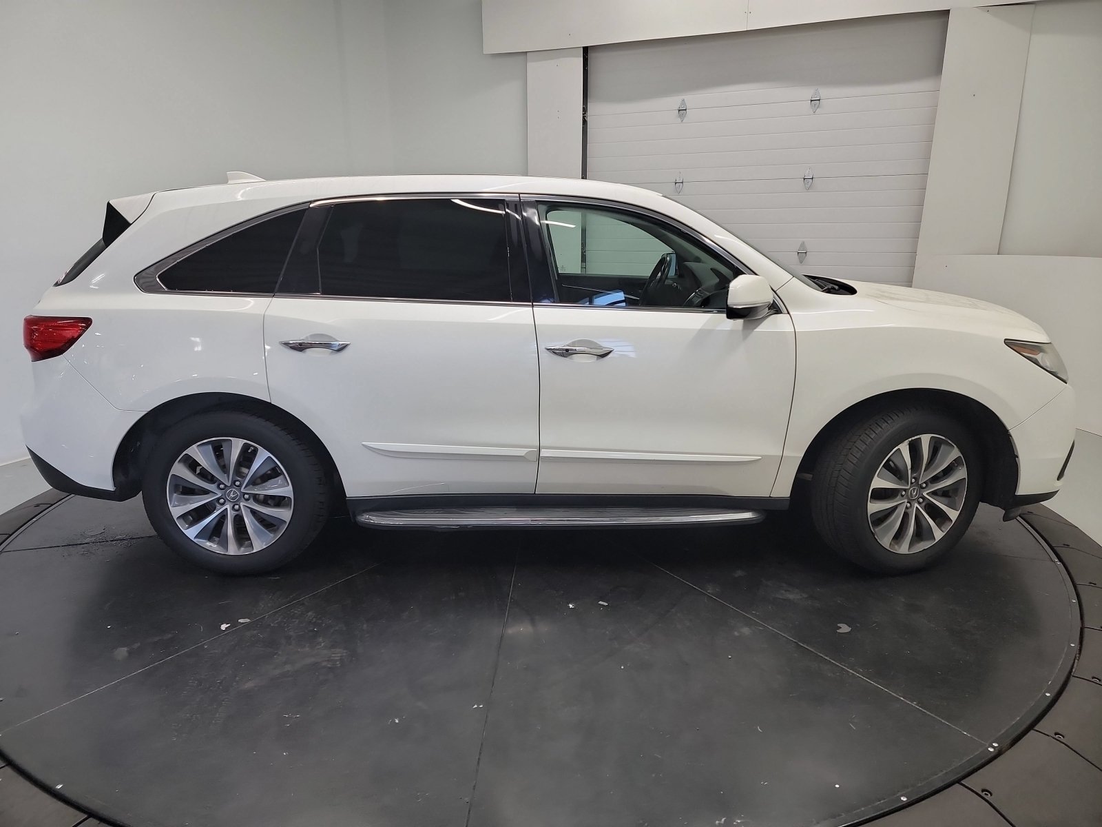 Used 2016 Acura MDX SH-AWD w/ Tech & Entertainment image 11