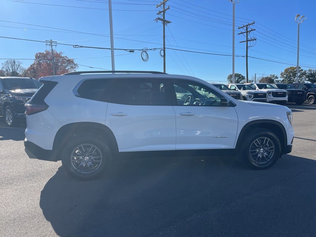 Used 2025 GMC Acadia Elevation FWD image 6