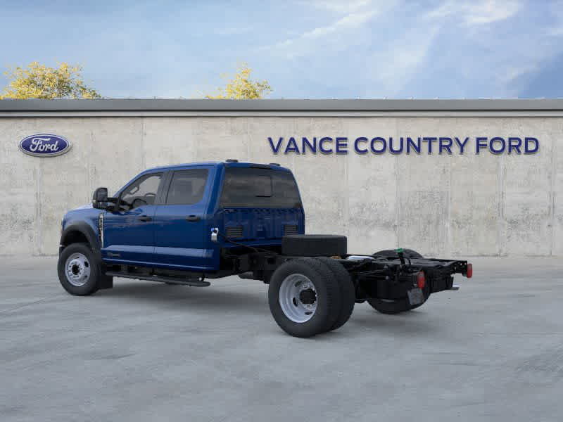 New 2026 Ford F450 XL w/ XL Chrome Package image 4