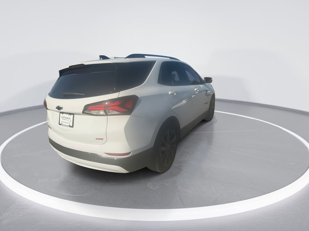 Used 2022 Chevrolet Equinox RS w/ Infotainment Package image 8