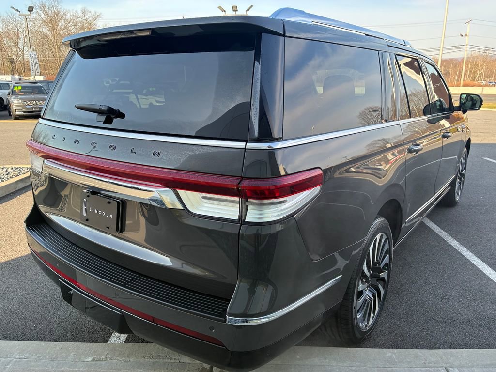Used 2024 Lincoln Navigator L Black Label image 6