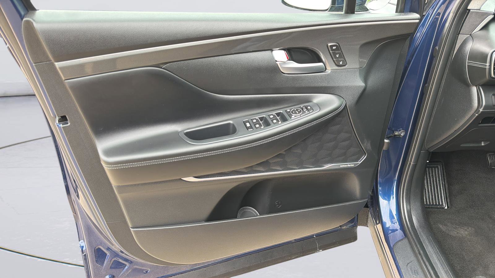 Used 2023 Hyundai Santa Fe Limited image 23