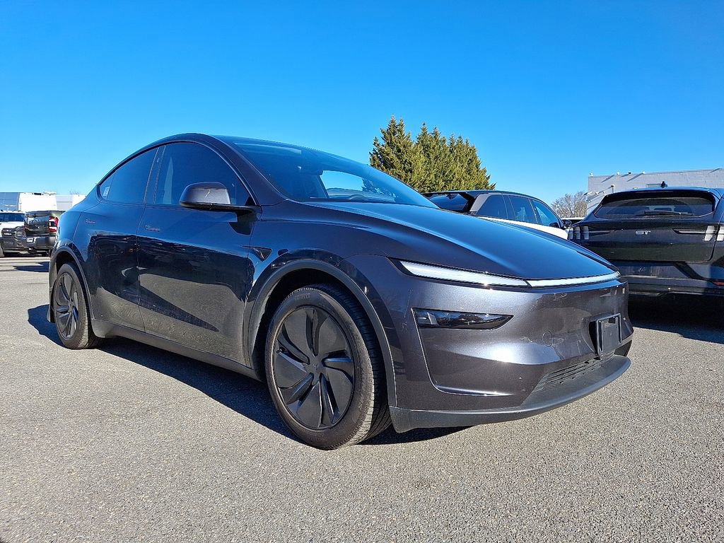 Used 2026 Tesla Model Y Long Range image 1