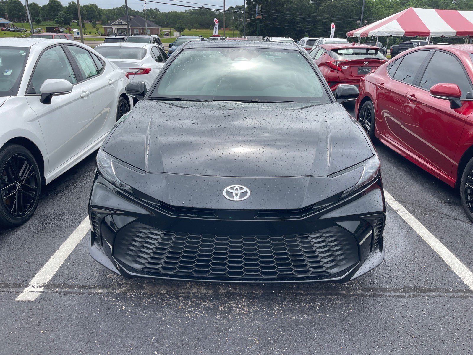 New 2026 Toyota Camry SE FWD image 2