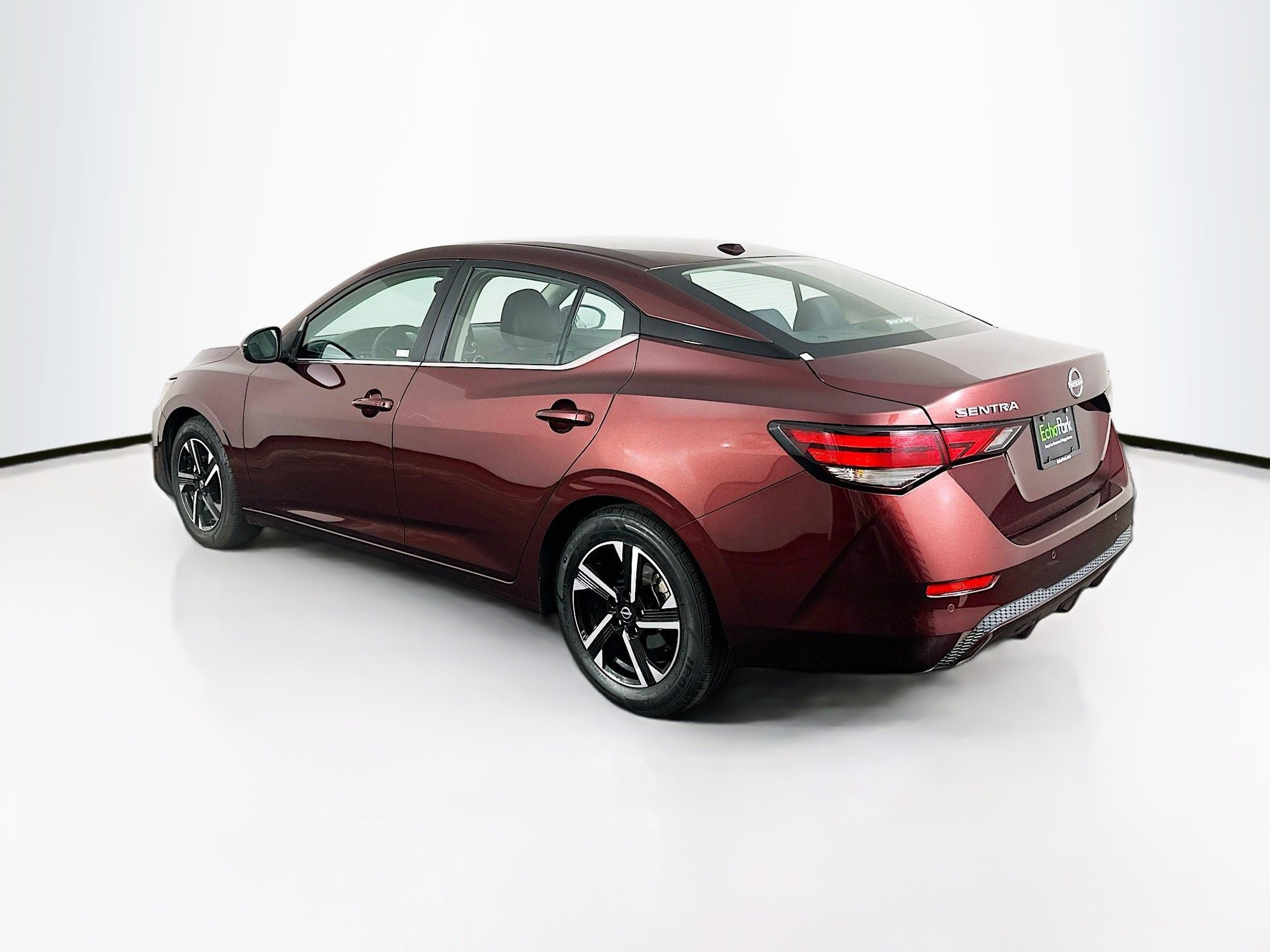 Used 2024 Nissan Sentra SV image 5