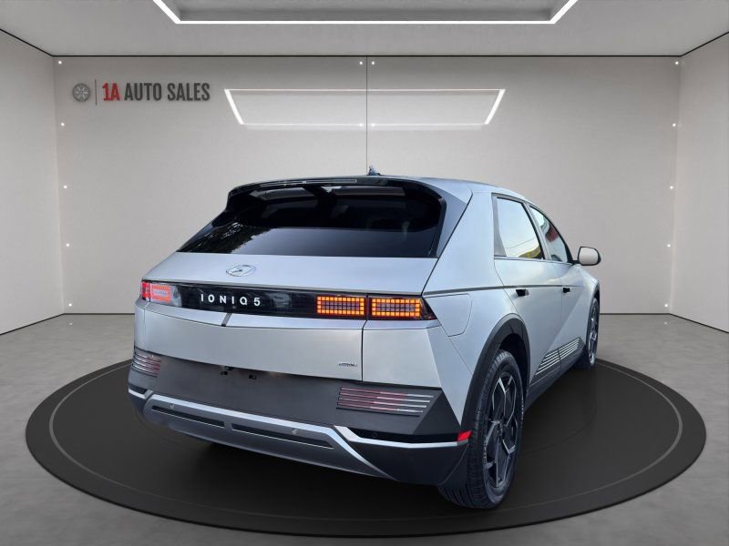Used 2023 Hyundai Ioniq 5 SEL image 5