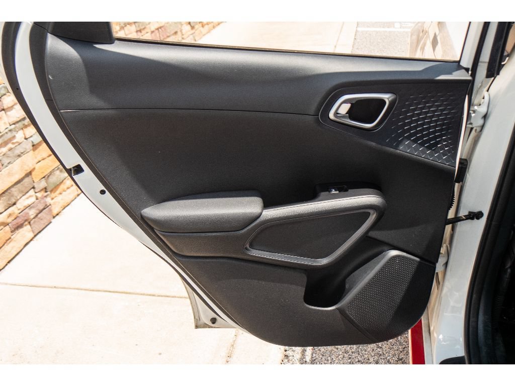 Used 2022 Kia Soul GT-Line FWD image 18