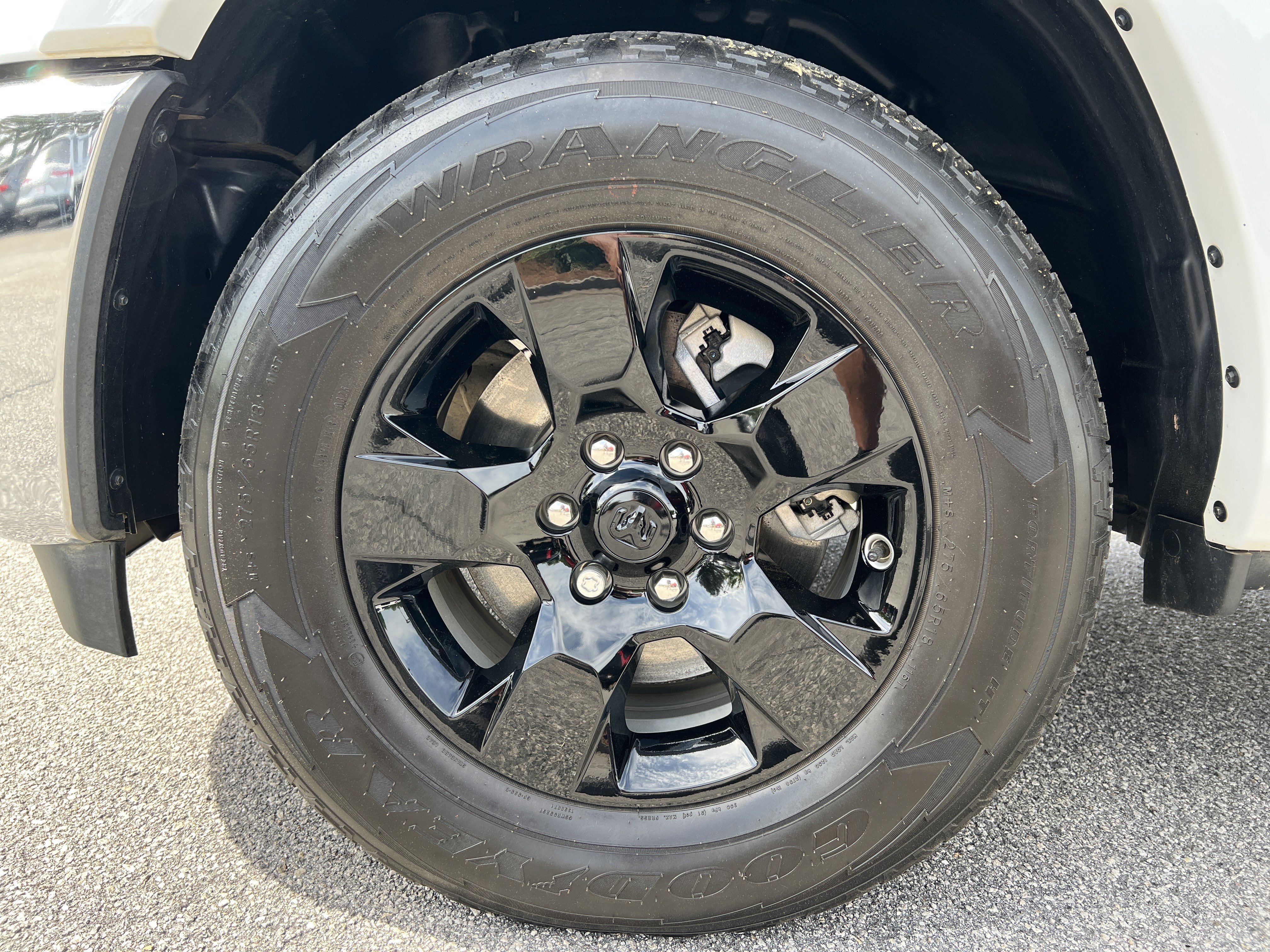 Used 2025 RAM 1500 Big Horn image 30