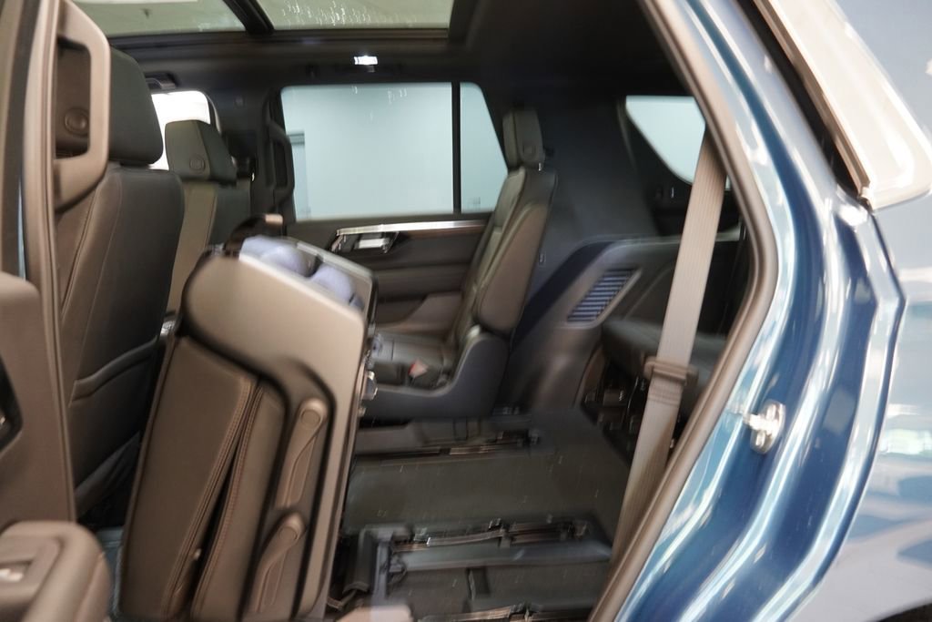 New 2026 Chevrolet Tahoe High Country AWD/4WD image 31