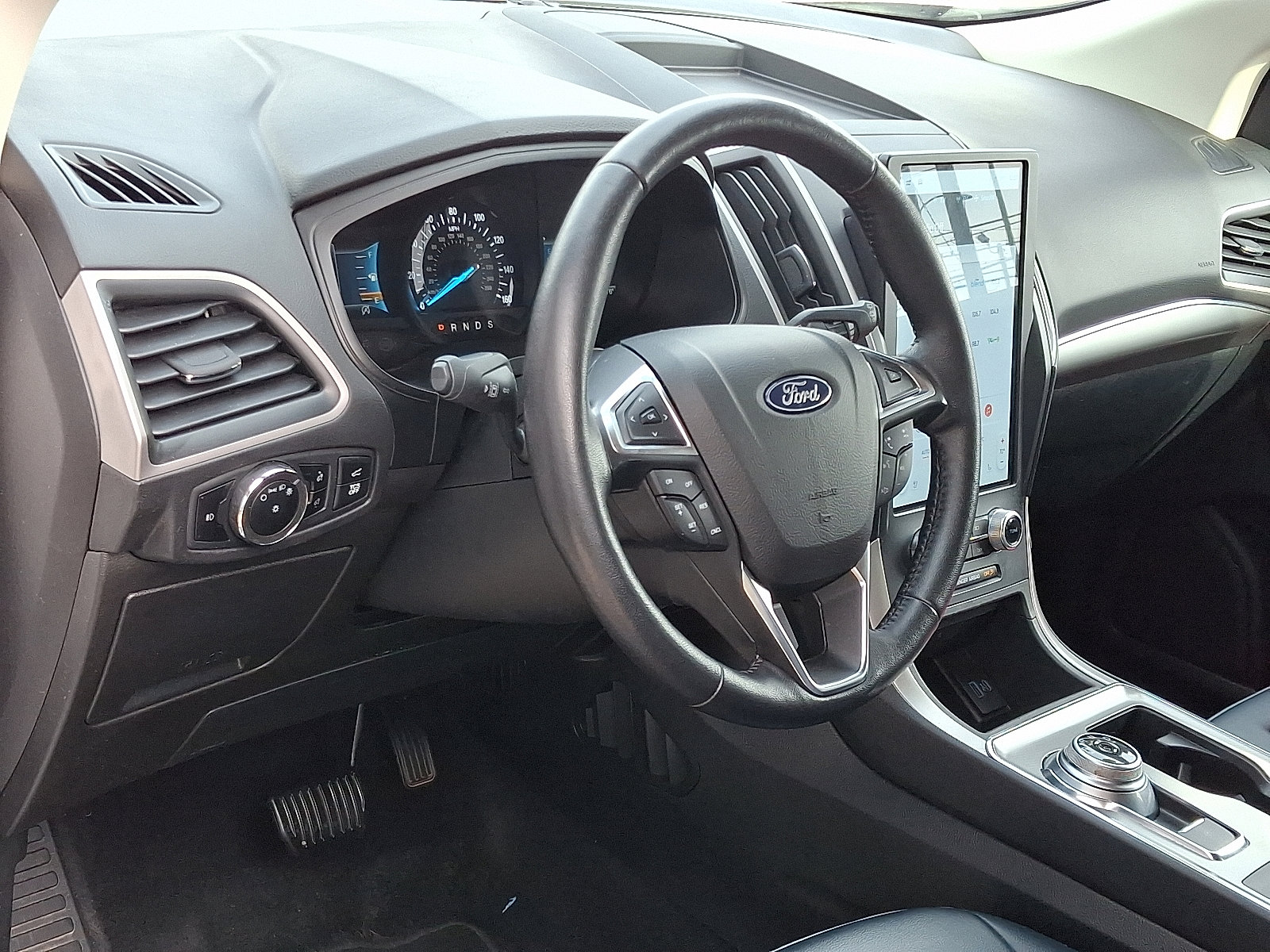 Certified 2023 Ford Edge SEL w/ Sport Appearance Package image 16