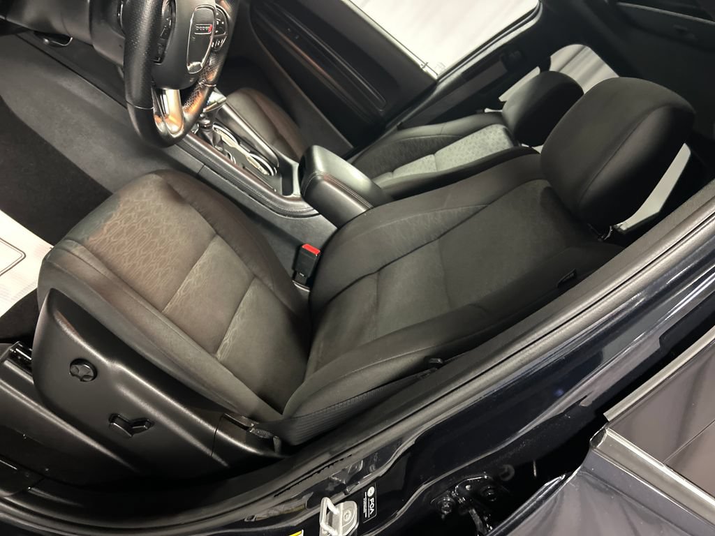Used 2024 Dodge Durango SXT w/ SXT Blacktop Group AWD/4WD image 12