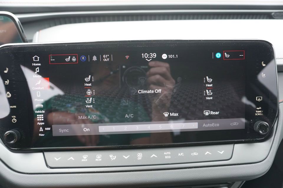 New 2025 Dodge Charger R/T Scat Pack w/ Track Pack image 15