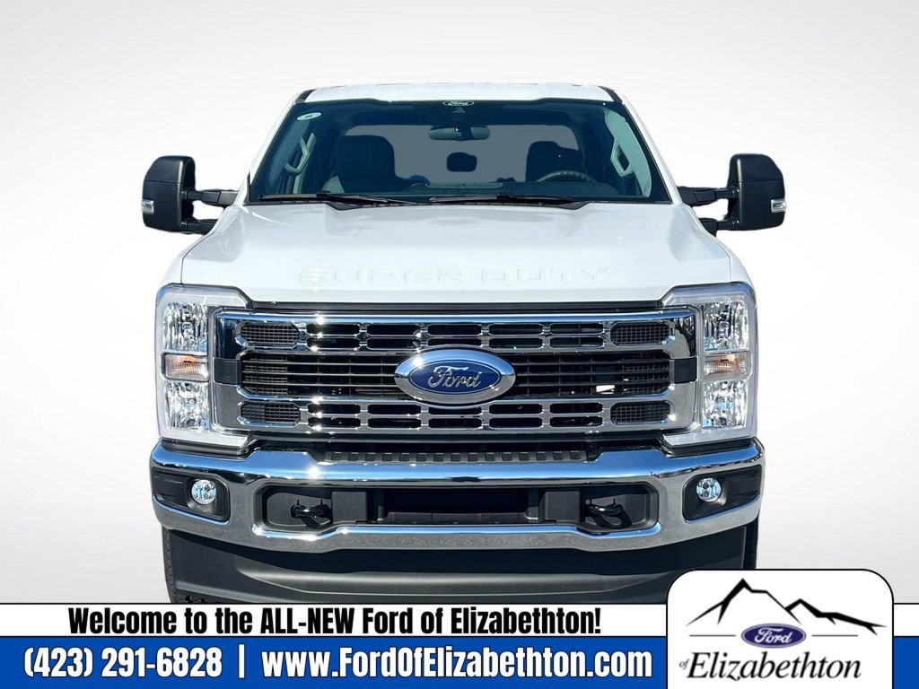 New 2026 Ford F350 4x4 Crew Cab Super Duty image 10
