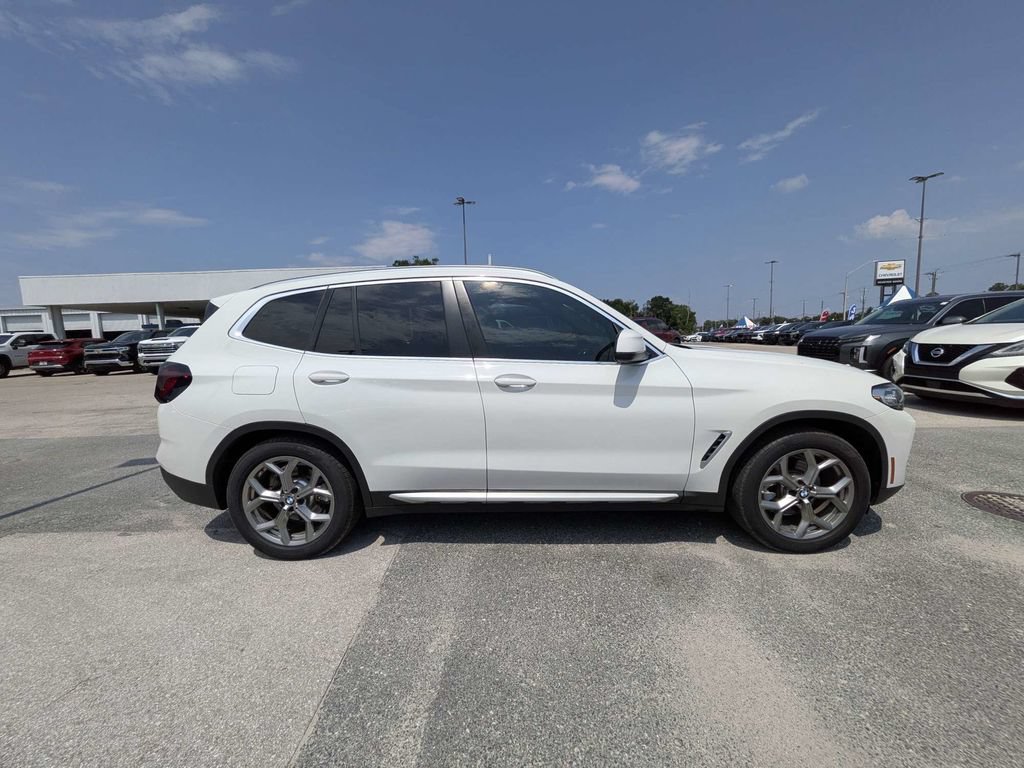 Used 2023 BMW X3 xDrive30i w/ Convenience Package AWD/4WD image 2
