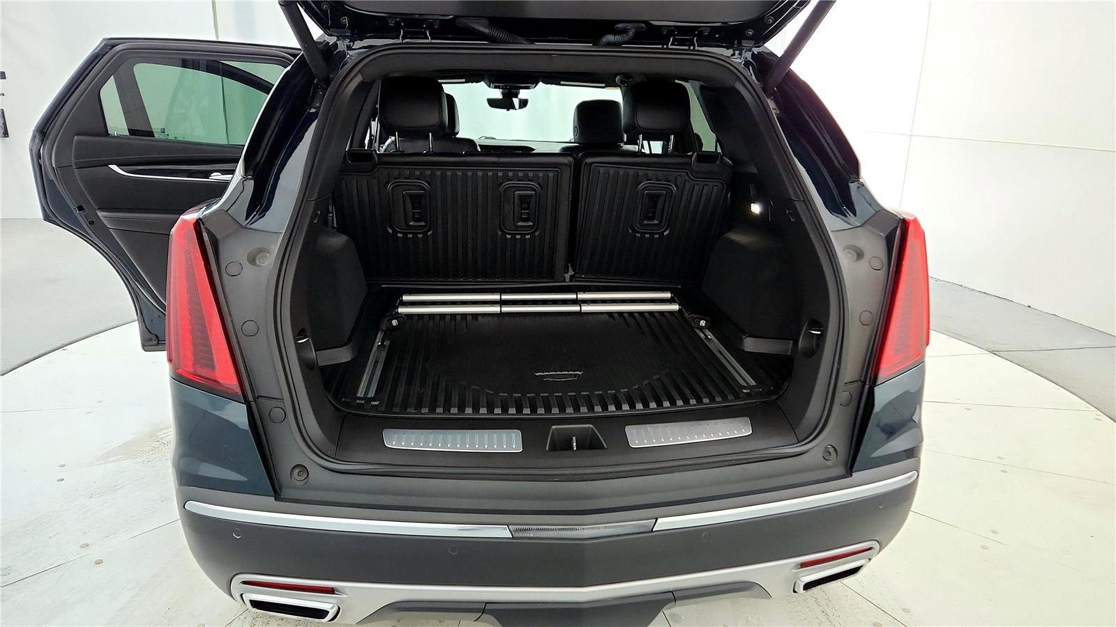 Used 2024 Cadillac XT5 Premium Luxury w/ Technology Package image 20