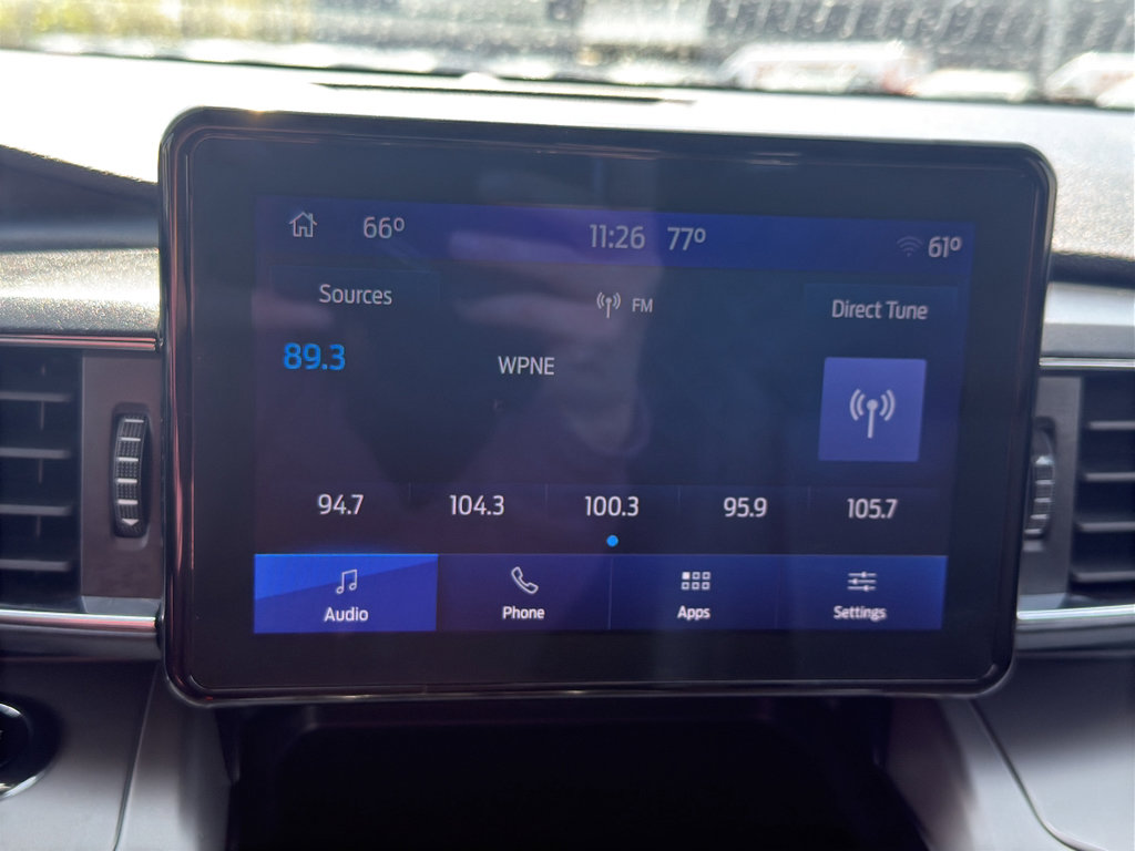Used 2022 Ford Explorer XLT w/ Equipment Group 202A AWD/4WD image 19