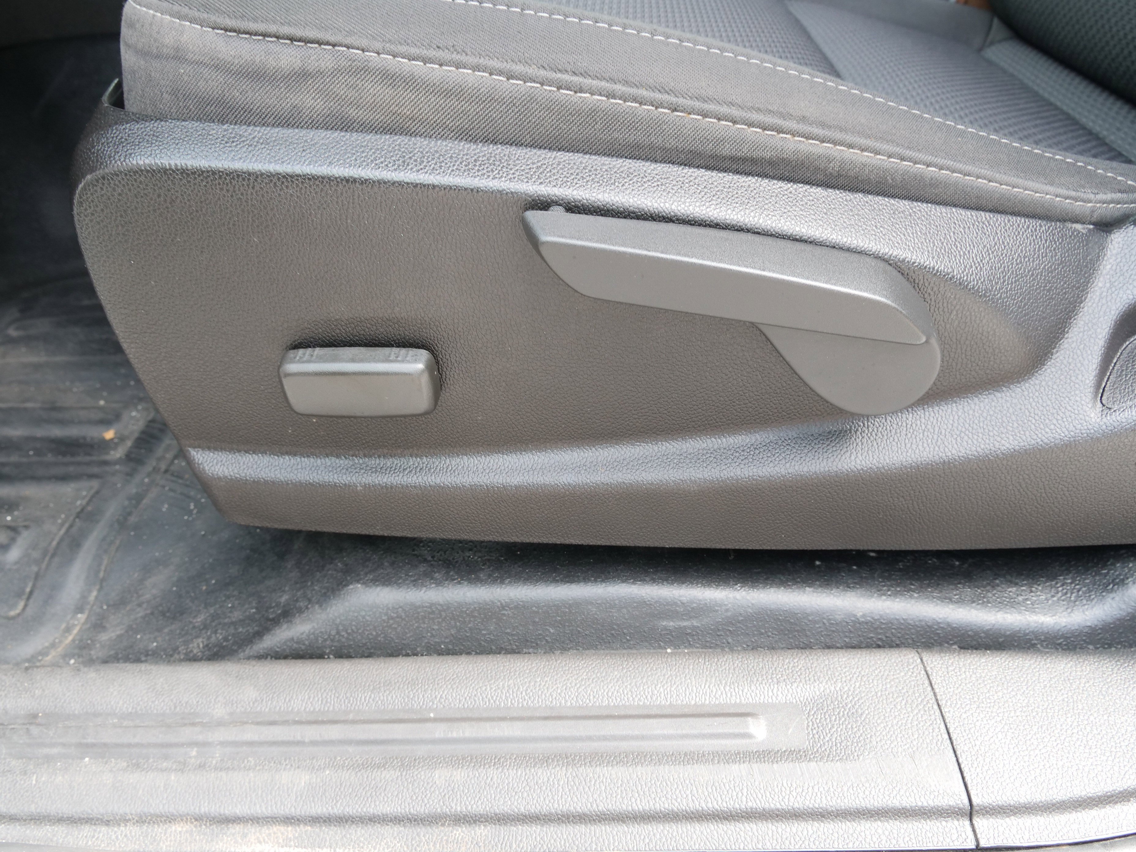 Certified 2021 Chevrolet Colorado LT w/ Fleet Safety Package image 17