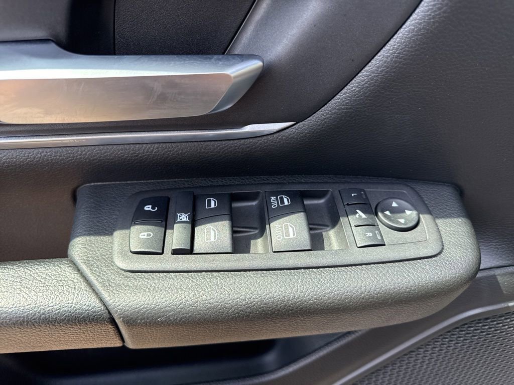 Used 2023 RAM 1500 Big Horn image 26