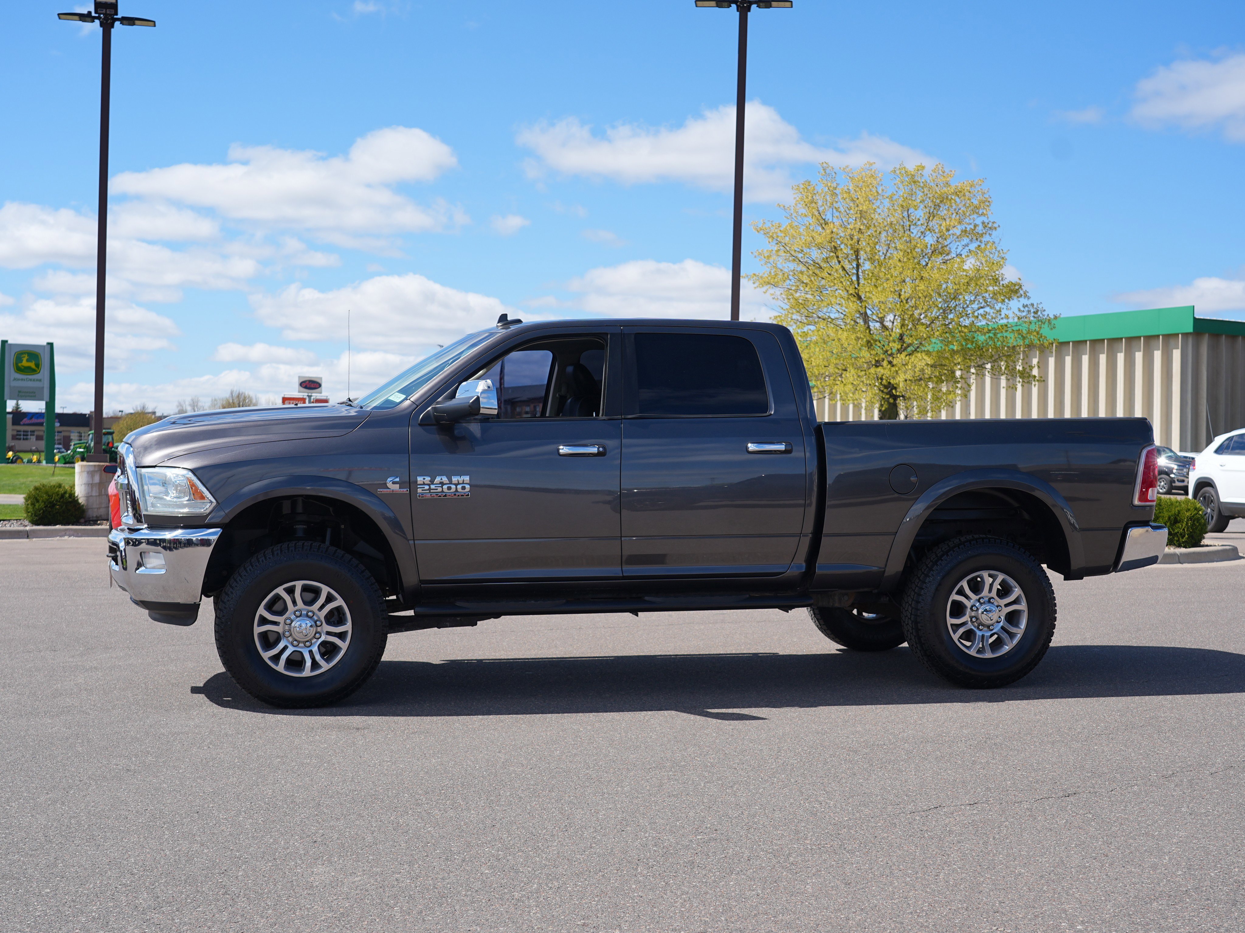 Used 2014 RAM 2500 Laramie AWD/4WD image 6