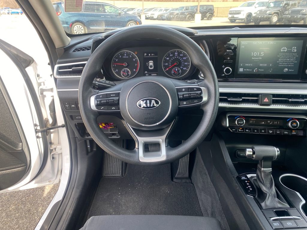 Used 2021 Kia K5 LXS image 14