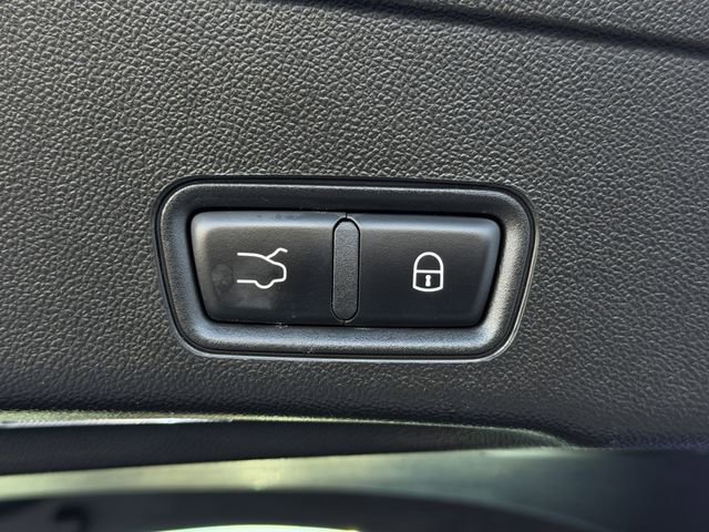 Used 2023 Maserati Grecale Modena image 33