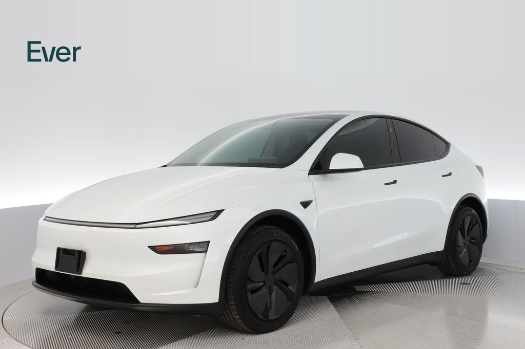 Used 2026 Tesla Model Y AWD image 2