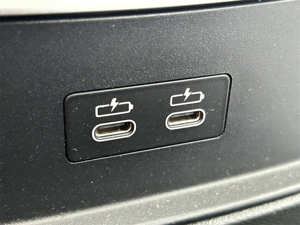 Used 2025 BMW 330i Sedan image 21